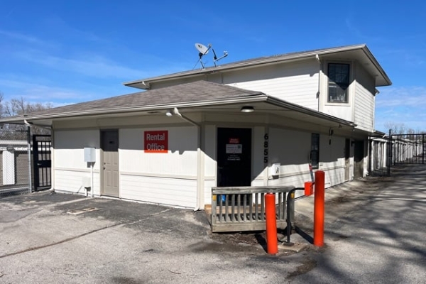 Public Storage - Shawnee - 6855 Hedge Lane Terrace