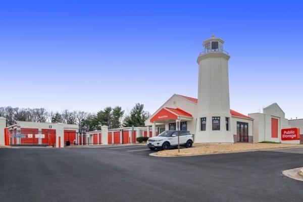 Public Storage - Woodbridge - 13798 Telegraph Rd