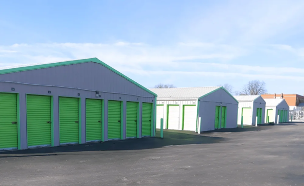 TriLink Storage - Easton