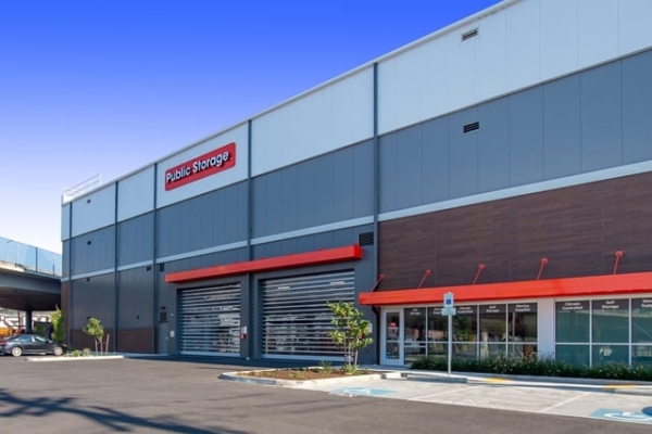 Public Storage - Portland - 2100 N Albina Ave