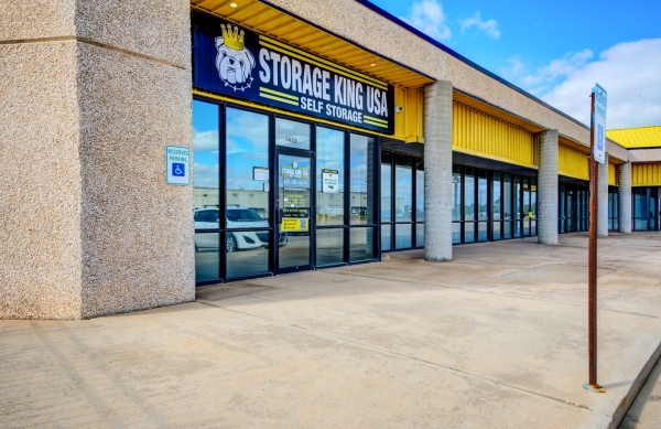 storageunits