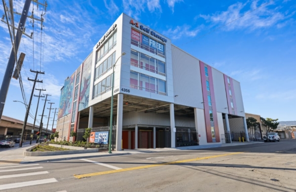 A-1 Self Storage - Oakland - 4356 Coliseum Way