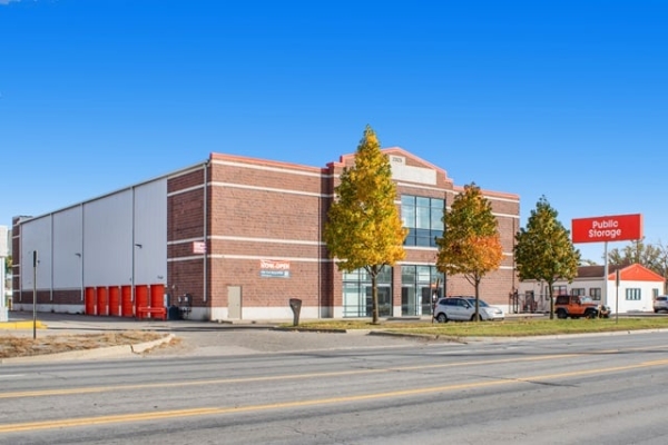 Public Storage - Flint - 2325 S Dort Hwy