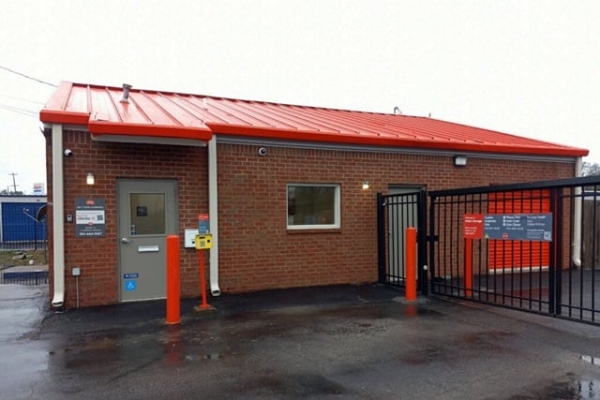 Public Storage - Memphis - 6504 E Raines Rd