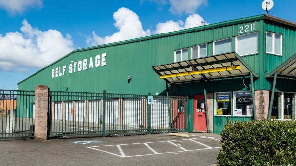 Snapbox Self Storage - Parkland - 2211 112th Street South