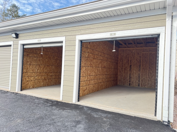 Regal Storage