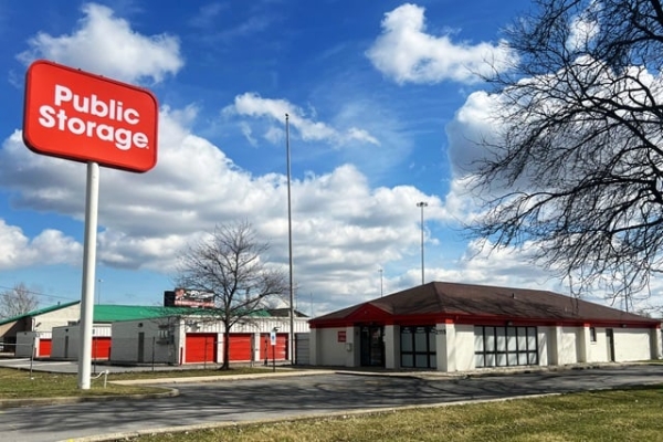 Public Storage - Lansing - 2115 Bernice Road