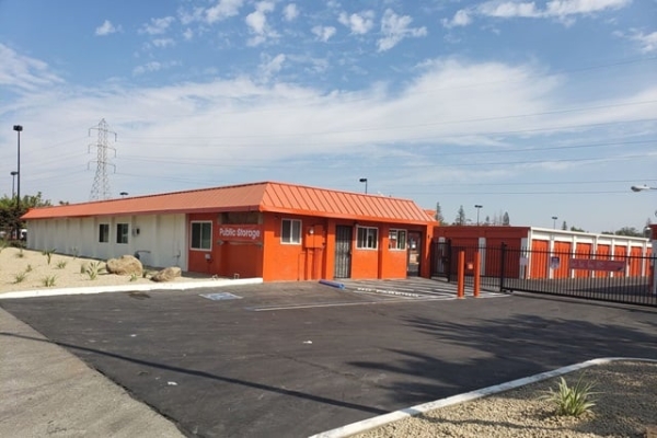 Public Storage - Sacramento - 1940 Howe Ave