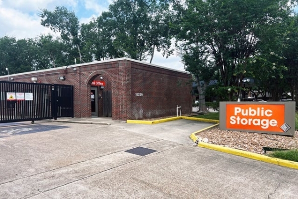 Public Storage - Sugar Land - 15220 Lexington Blvd
