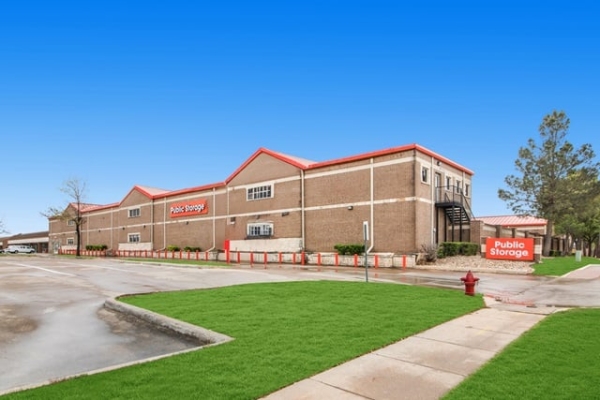 Public Storage - Bedford - 3124 Harwood Rd