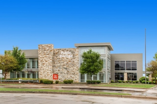 Public Storage - Southlake - 950 S Kimball Ave