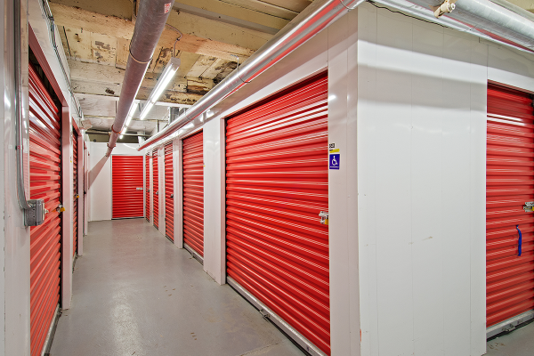 US Storage Centers - Waltham