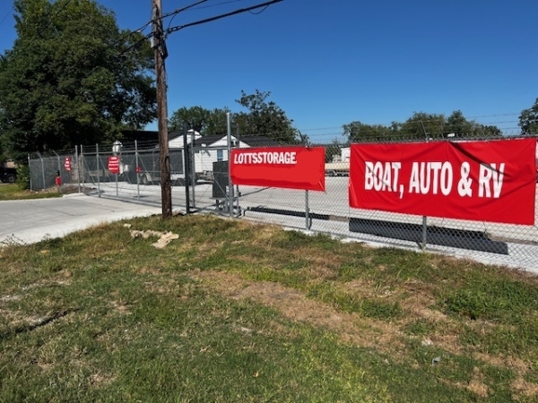 Lotts Boat, Auto and RV Storage