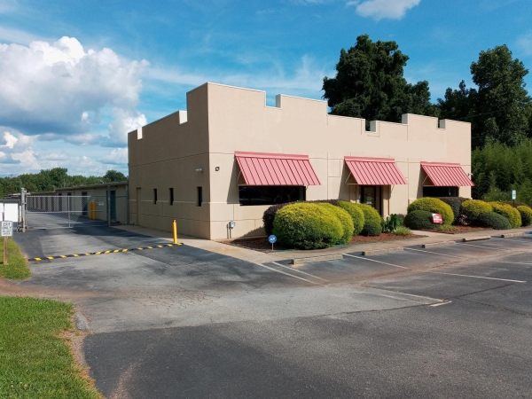 Devon Self Storage - 9156 - Spartanburg