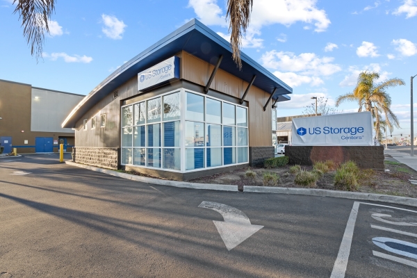 US Storage Centers - Costa Mesa - Harbor Blvd