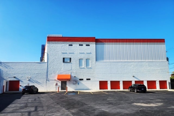 Public Storage - Chicago - 1711 W Fullerton Ave