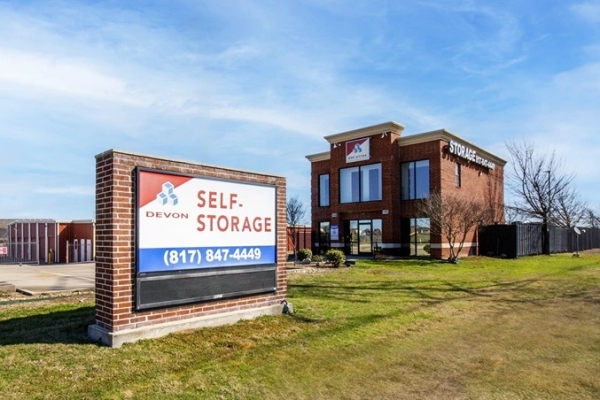 Devon Self Storage - 9004 - Fort Worth