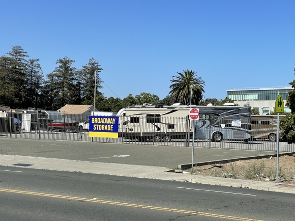 Broadway Storage