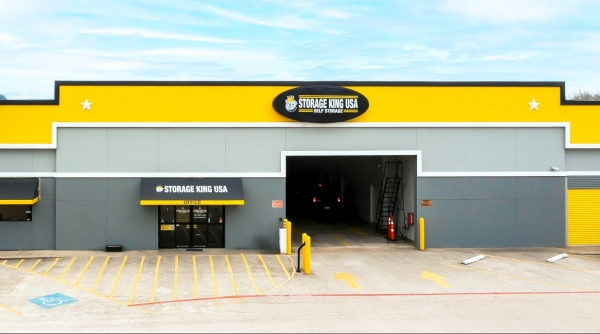 Storage King USA - 149 - Garth Road