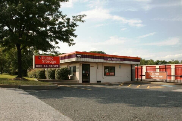 Public Storage - Dundalk - 8800 Wise Ave