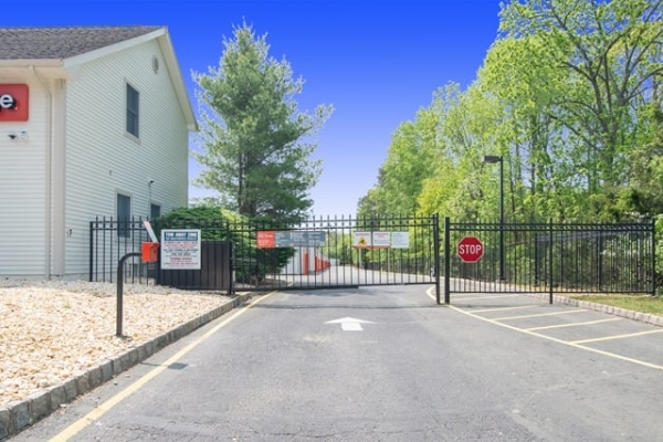 Public Storage - Centennial - 13055 E Briarwood Ave