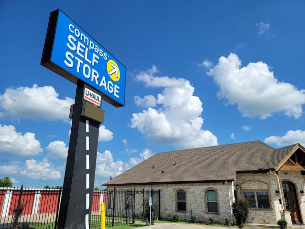 Compass Self Storage - Compass Self Storage - E. I-30 Rockwall (558)