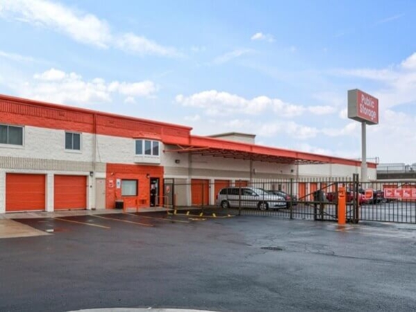 Public Storage - Chicago - 1916 N Elston Ave