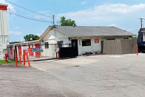 Public Storage - Nashville - 408 Welshwood Drive