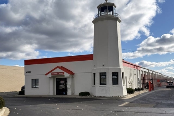 Public Storage - Canton - 41889 Joy Road