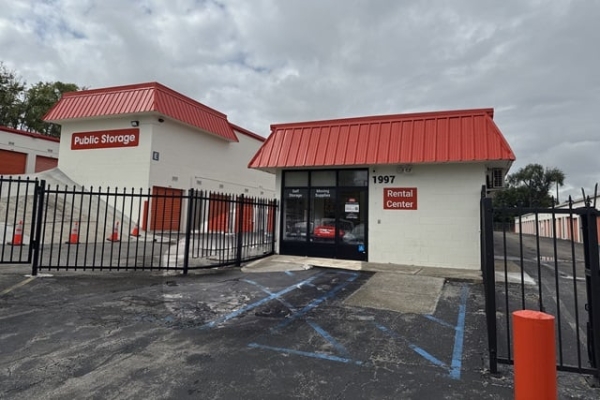 Public Storage - Nashville - 1997 Elm Hill Pike