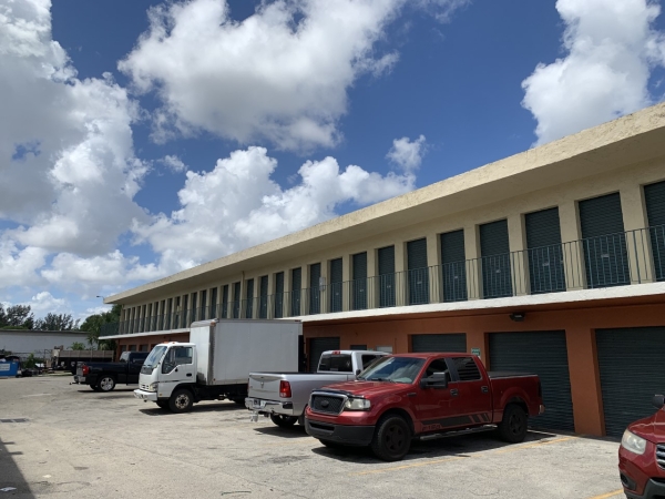 Access Self Storage of Davie