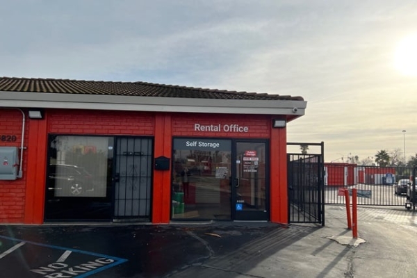 storageunits